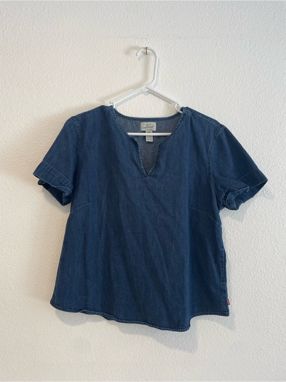100% Cotton Levi's Indigo Denim Top
